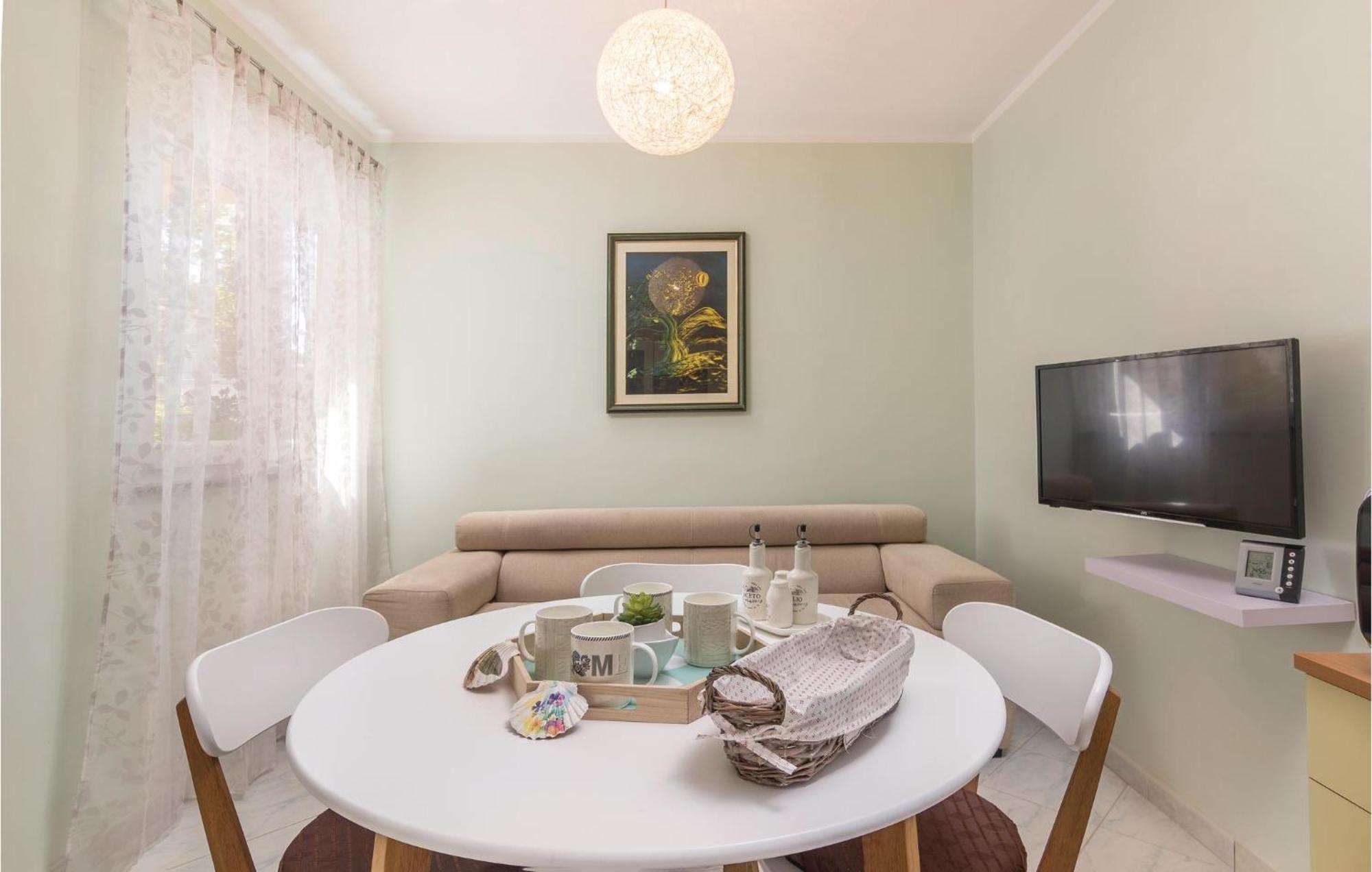 Amazing Apartment In Rabac With Wifi Raša エクステリア 写真