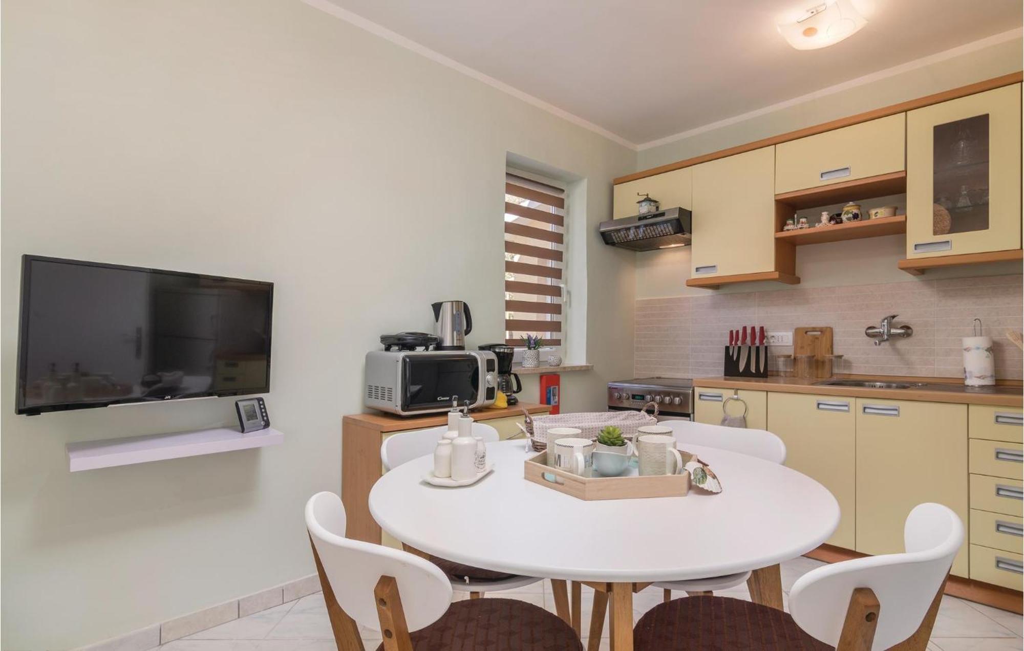 Amazing Apartment In Rabac With Wifi Raša エクステリア 写真